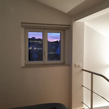 Dreaming - Trigueiros City View * Lisbon