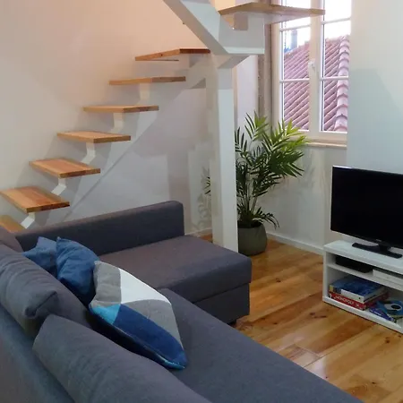Apartment Dreaming - Trigueiros City View